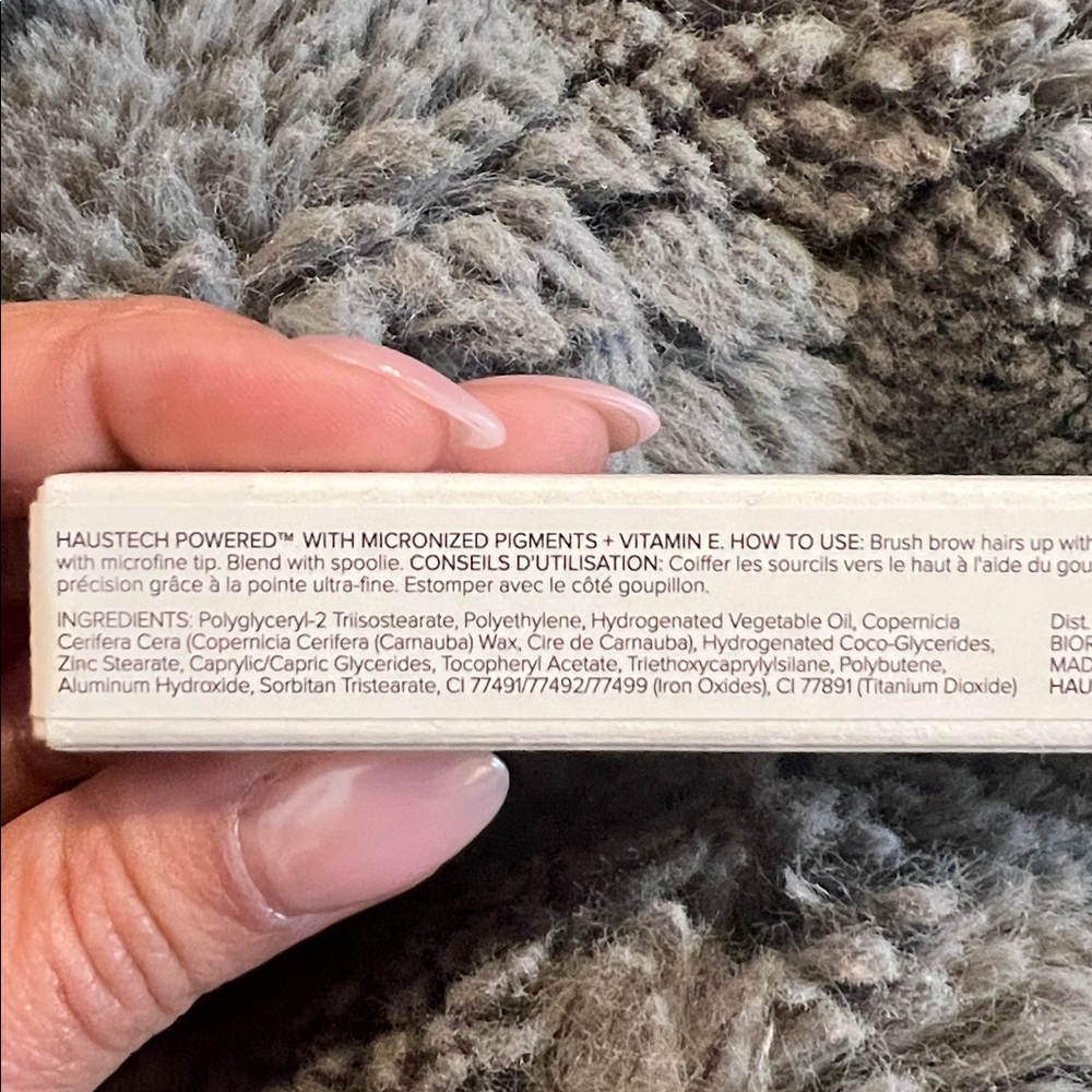 HAUS LABS The Edge Precision Brow Pencil - Ash Brown - Picture 7 of 9